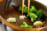 ブロッコリーぺペロンチーノの作り方2