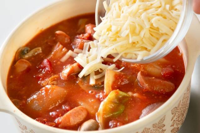 トマト味噌のマルゲリータ鍋の作り方の手順4