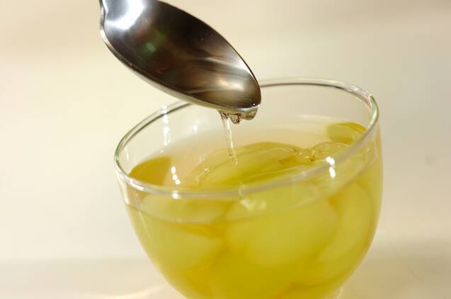 マスカットの白ワインマリネの作り方の手順4