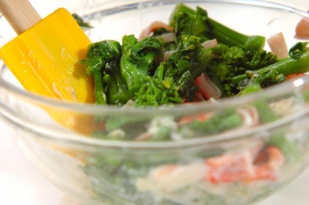 菜の花のワサビ漬け和えの作り方の手順2