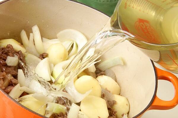 肉じゃがの作り方の手順9