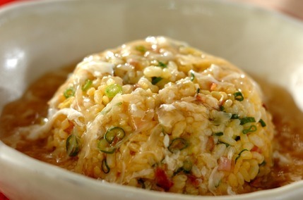 ふわふわ卵白のあんかけチャーハン