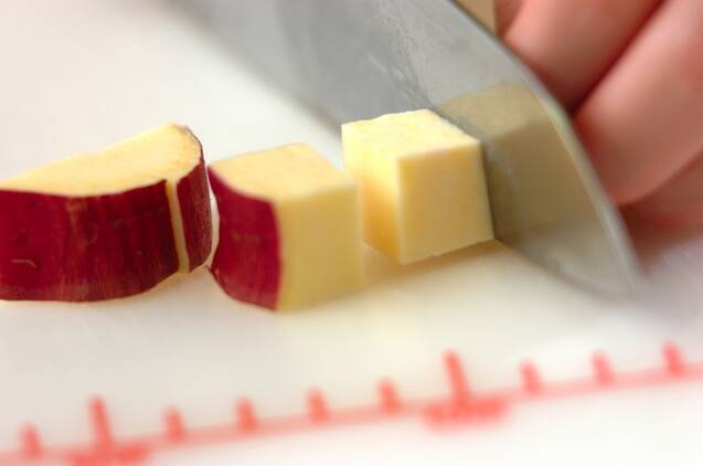 サツマイモご飯の作り方の手順2