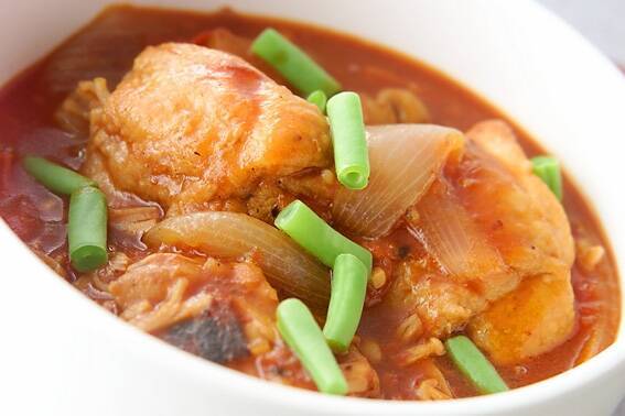 鶏肉のトマト煮