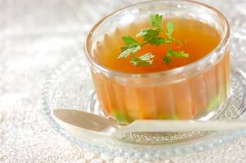 コンソメ・ジュレ・スープ