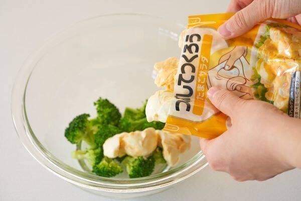 かにかまとブロッコリーのデリ風たまごサラダの作り方の手順3