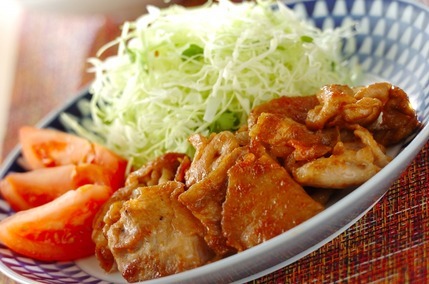 味噌でひと味違うコク！豚肉のみそショウガ焼き
