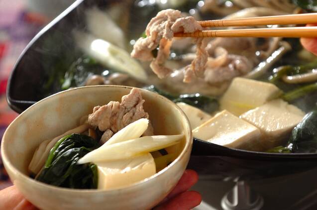 豚とホウレン草の塩鍋の作り方の手順5