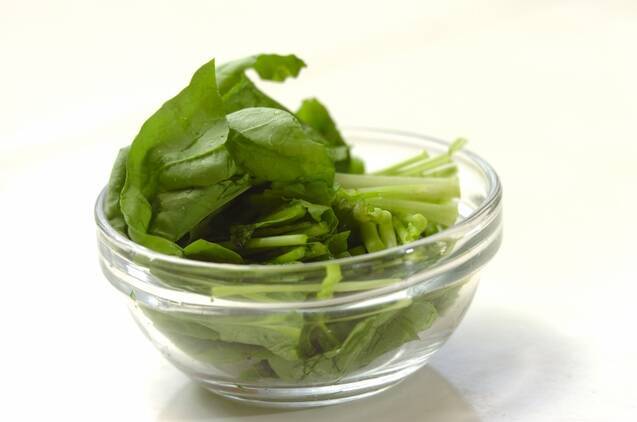 カリカリアジのソテー シンプルサラダ仕立ての作り方の手順2