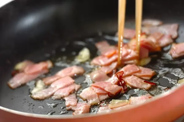 春菊とアサリのパスタの作り方2