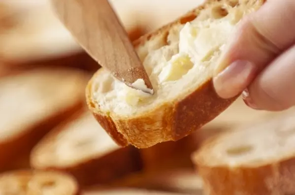 赤ワインに合うミニトマトのブルスケッタの作り方2