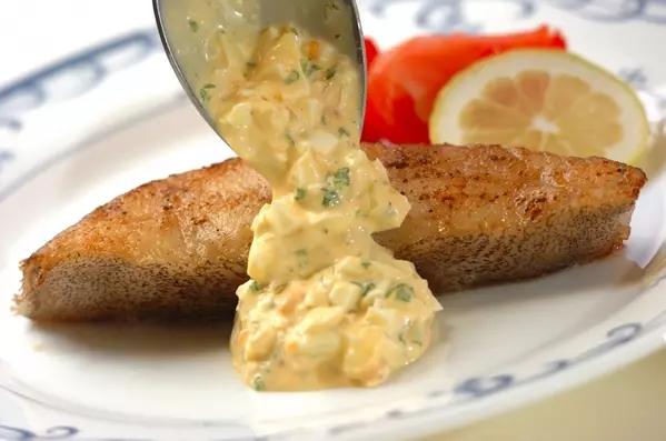 洋食の基本!カレイのムニエル タルタルソース添えの作り方3