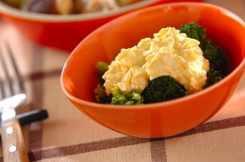 ブロッコリーのタルタルソースサラダ