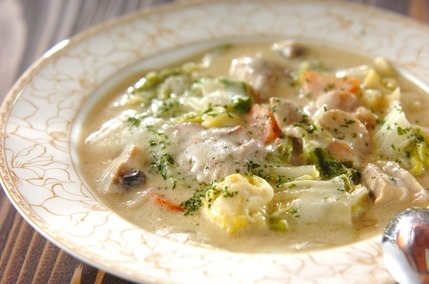 白菜と鶏もも肉のクリーム煮