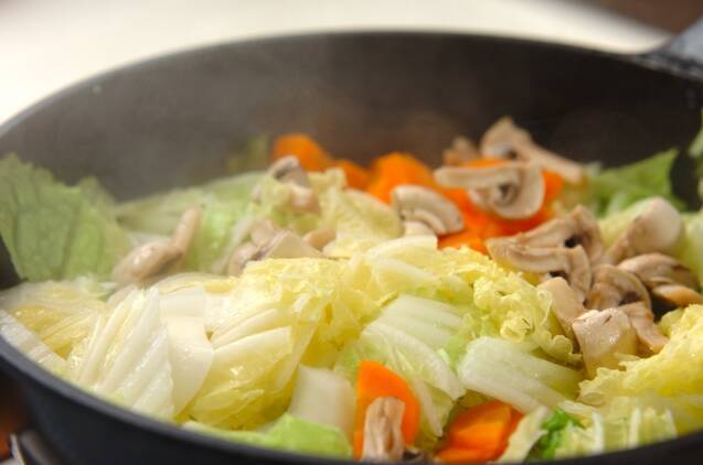 白菜と鶏もも肉のクリーム煮の作り方の手順5