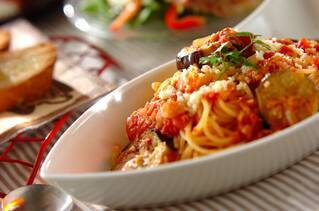 簡単絶品！ツナとナスのトマトソースパスタ