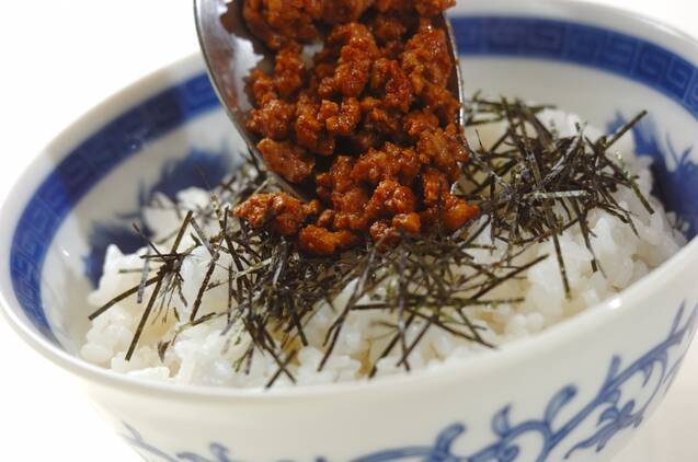 甜麺醤肉みそ丼の作り方の手順3