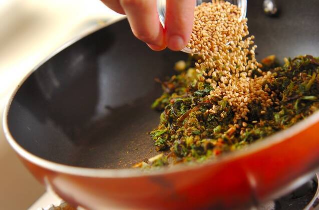 菜の花のふりかけの作り方の手順4