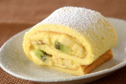 カスタードロールケーキ