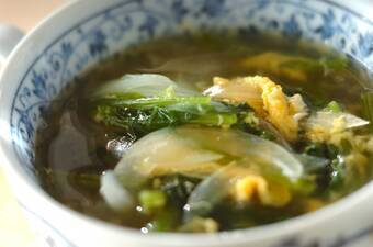 ホウレン草とふんわり卵のスープ