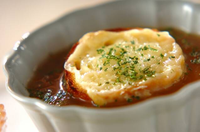 あったかコトコト オニオンスープの人気レシピ選 2ページ目 Macaroni