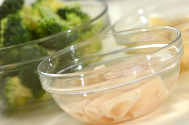 温野菜の甘酒ドレッシングがけの作り方の手順1