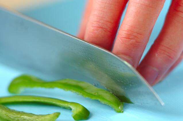 野菜炒め・コーンスープの作り方の手順1