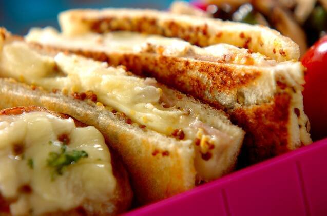 ポテサラホットサンド