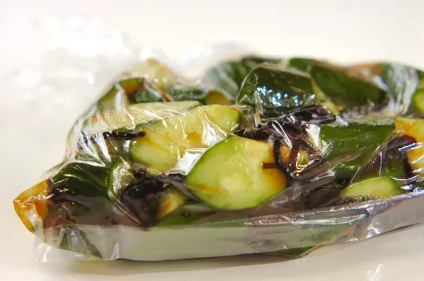 あともう一品に!キュウリのポン酢漬けの作り方1