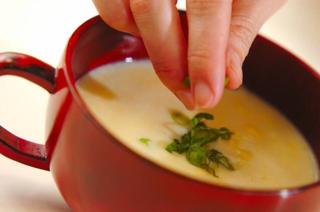 かきたまの豆乳コーンスープの作り方の手順3