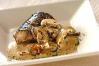 焼きサバのキノコクリームソース