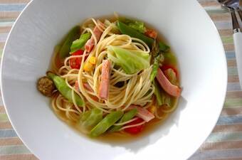 ベーコンと春野菜のスープスパゲティー