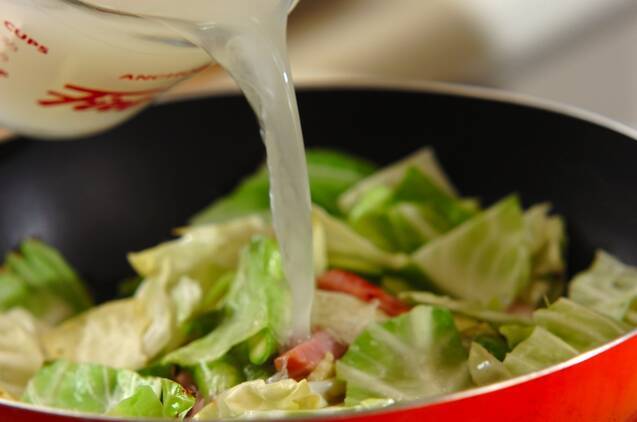 ベーコンと春野菜のスープスパゲティーの作り方の手順5