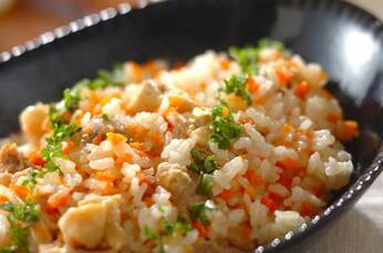 意外と簡単！土鍋でチキンライス by森岡 恵さん