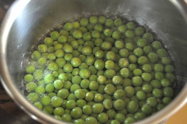 グリンピースのスパゲティーの作り方の手順1