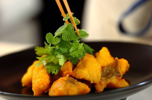 ベトナム風白身魚の天ぷらの作り方の手順6