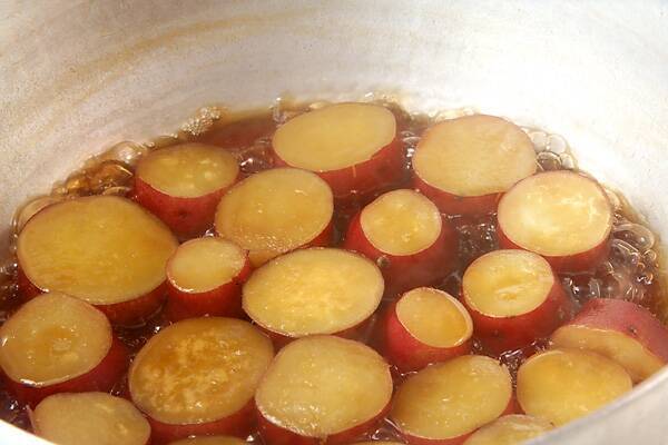 サツマイモの田舎煮の作り方の手順3