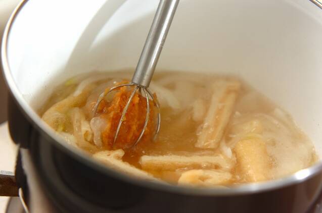 ホウレン草と玉ネギのみそ汁の作り方の手順5