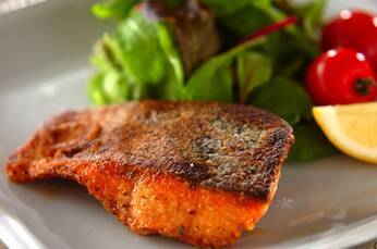 鮭のハーブムニエル