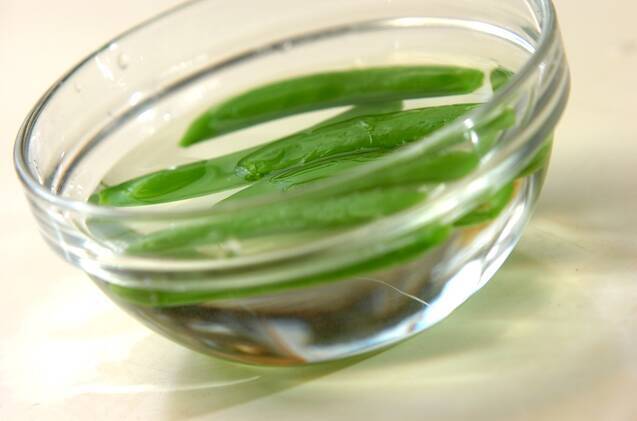 リンゴと生ハムのサラダの作り方の手順2