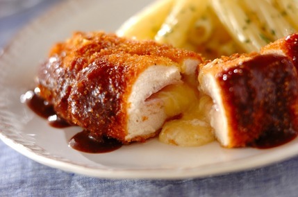 鶏むね肉のハムチーズサンドカツ