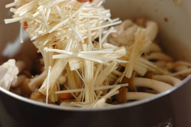 炒めキノコの混ぜ寿司の作り方の手順4