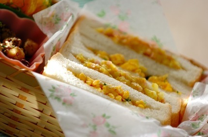 卵とポテトのポケットサンド2種