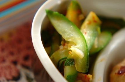 キュウリのピリ辛炒め