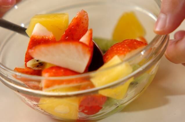 フルーツのマリネの作り方の手順2