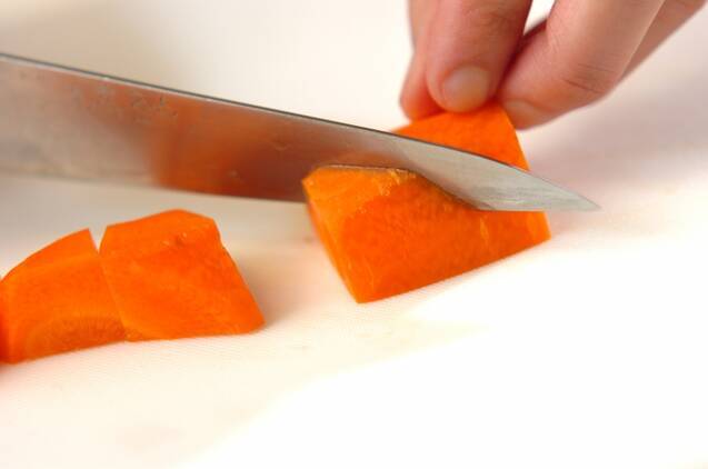 鶏肉じゃがの作り方の手順1