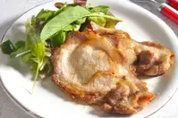 ショウガ焼き用豚肉でサルティンボッカ