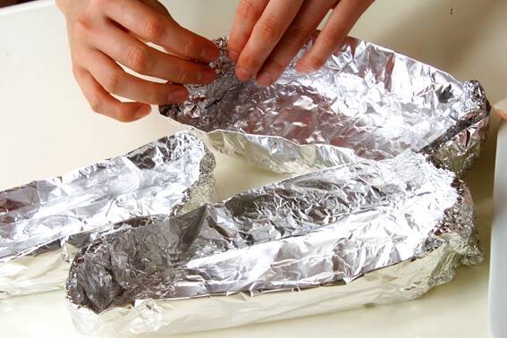 今日の献立に サーモンのホイル焼きの作り方の手順1