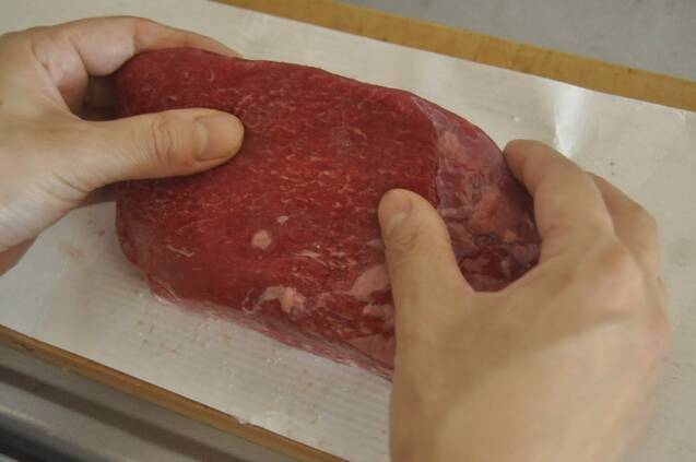 簡単ローストビーフ 初心者も失敗なし！by 保田 美幸さんの作り方の手順1