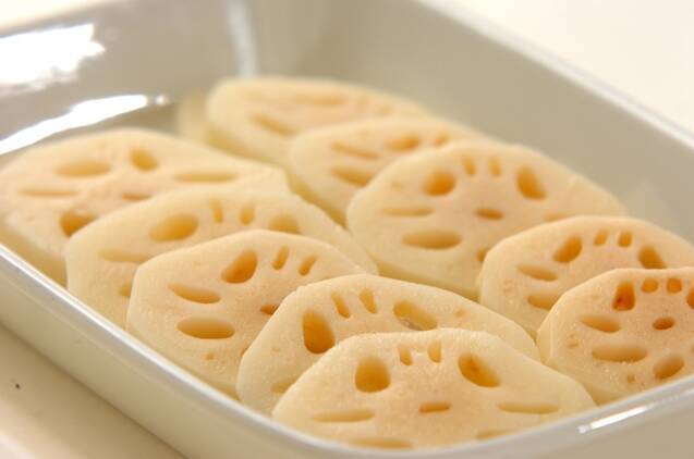 レンコンのはさみ揚げの作り方の手順1